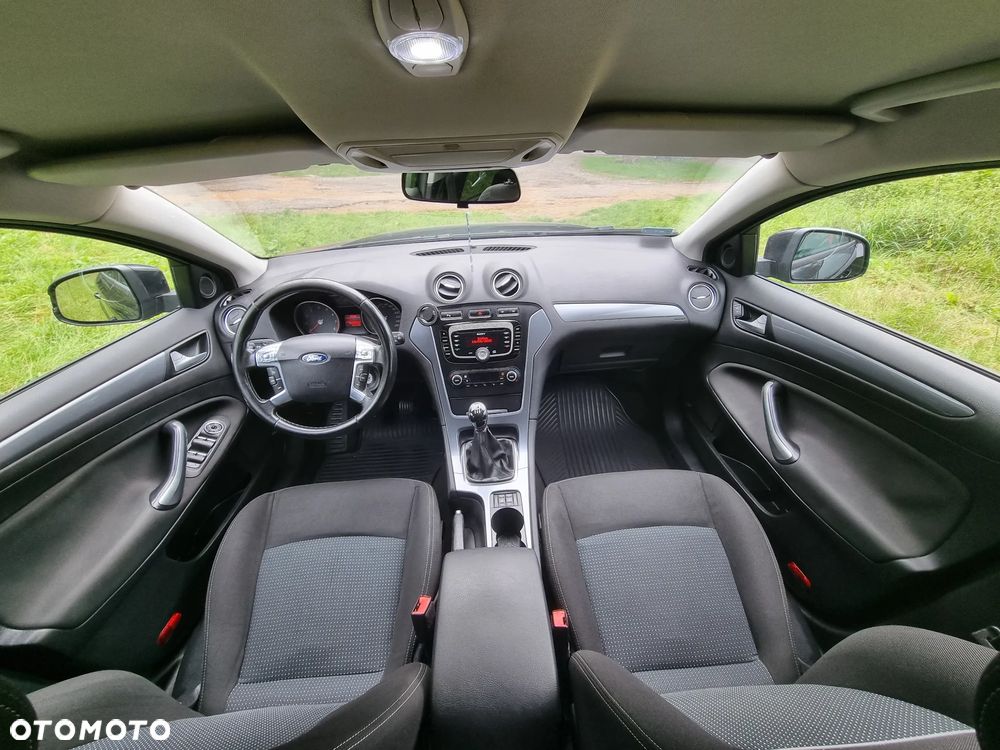 Ford Mondeo 2.0 FF Gold X - 6