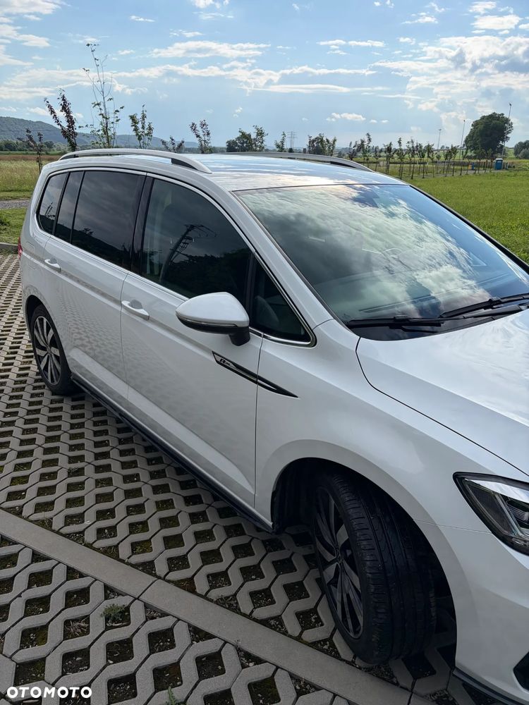 Volkswagen Touran - 4