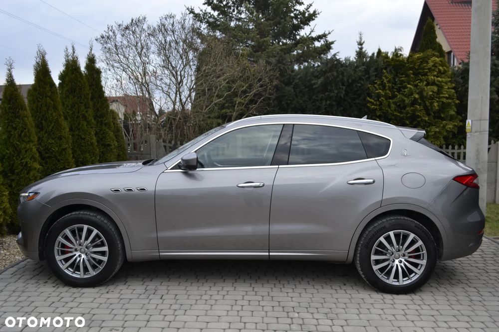 Maserati Levante - 11
