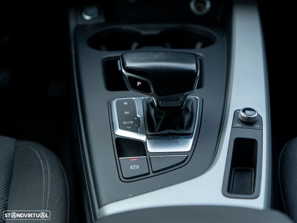 Audi A4 Avant 35 TDI S tronic - 26