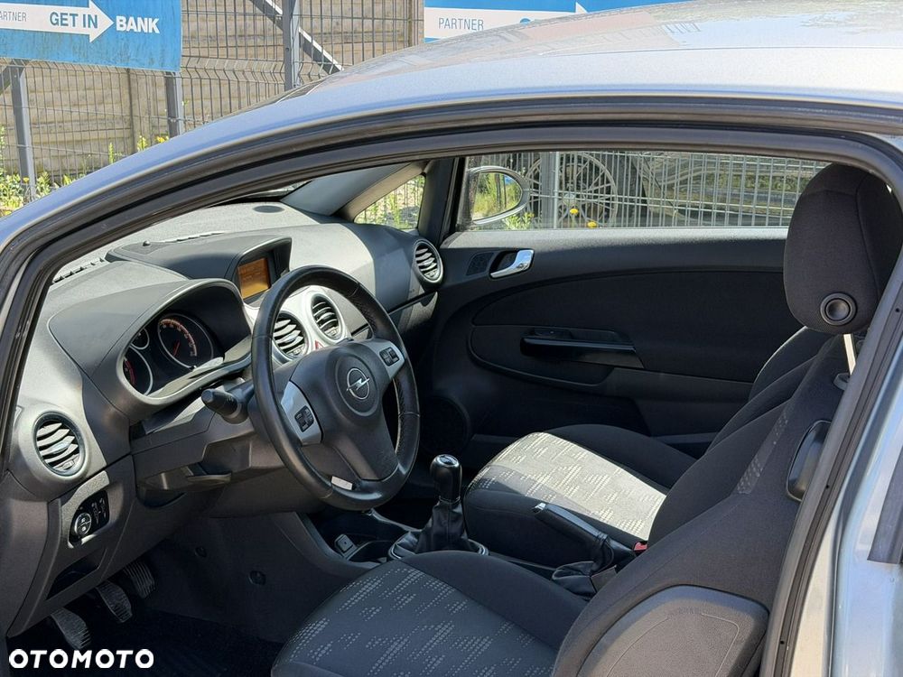 Opel Corsa - 12