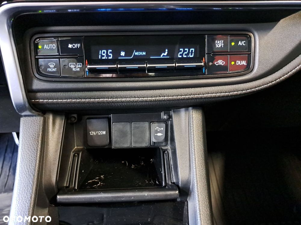 Toyota Corolla 1.6 Premium EU6 - 24