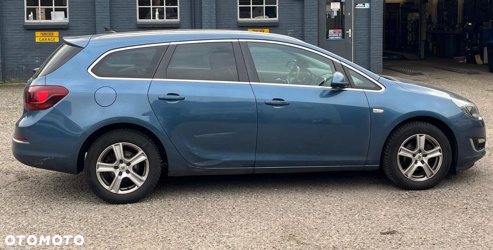 Opel Astra - 11