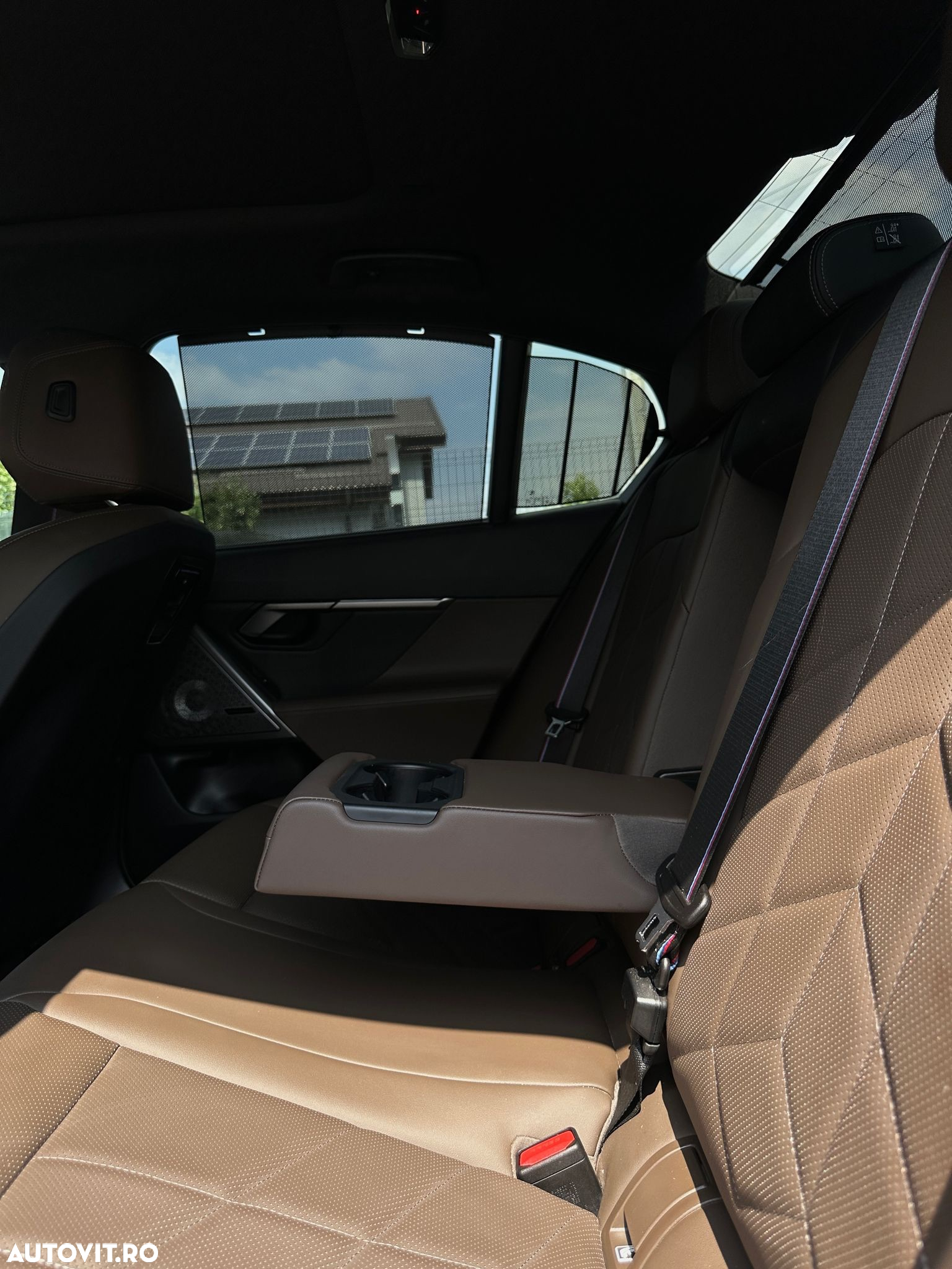 BMW Seria 5 520d xDrive AT MHEV - 16