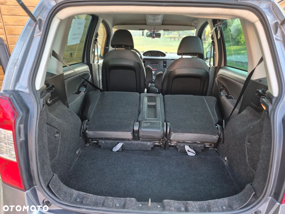Fiat Idea 1.4 16V Actual - 15