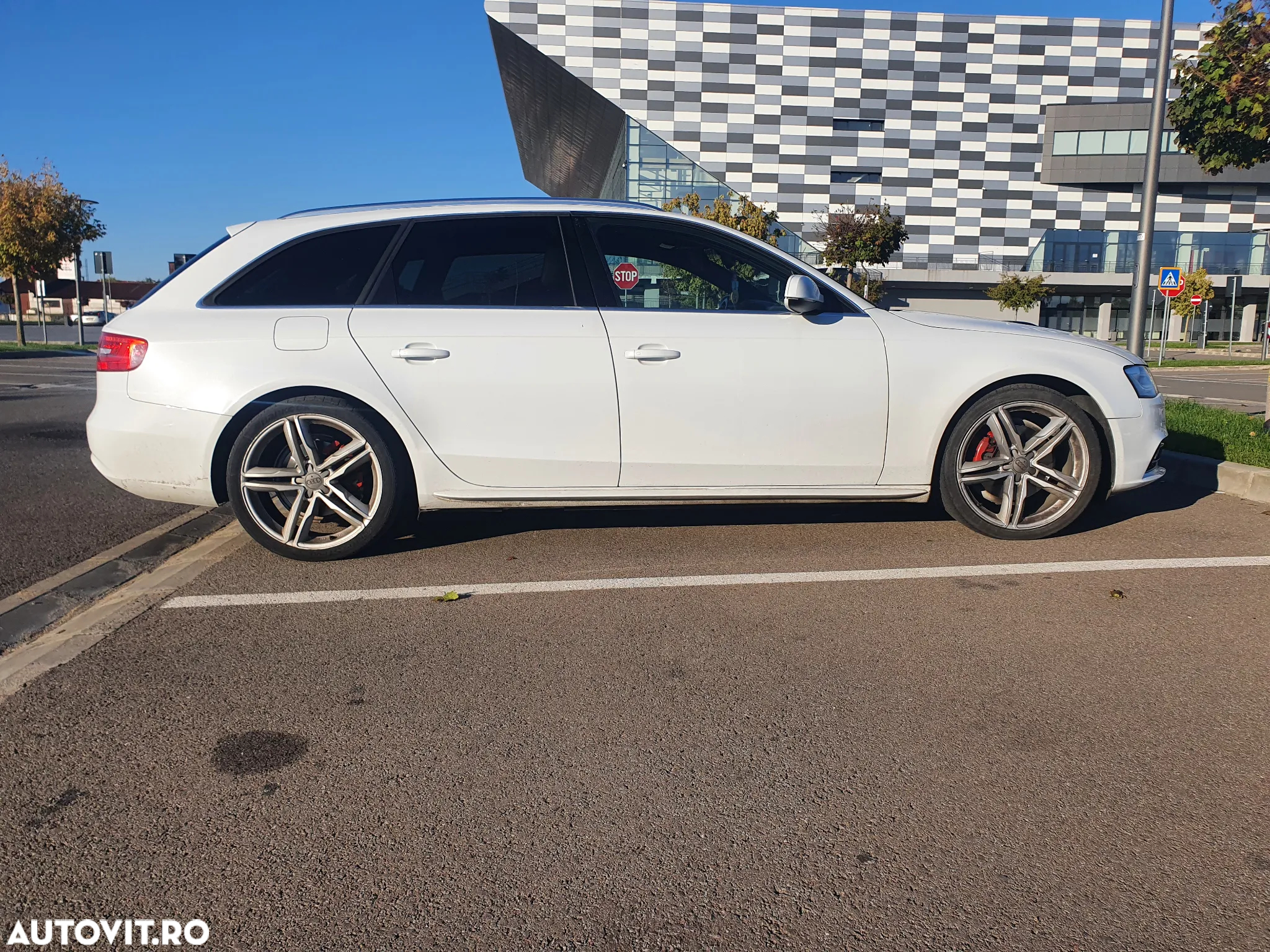 Audi A4 Avant 2.0 TDI Multitronic - 6