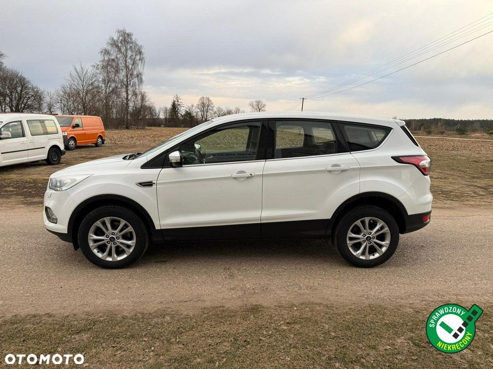 Ford Kuga - 1