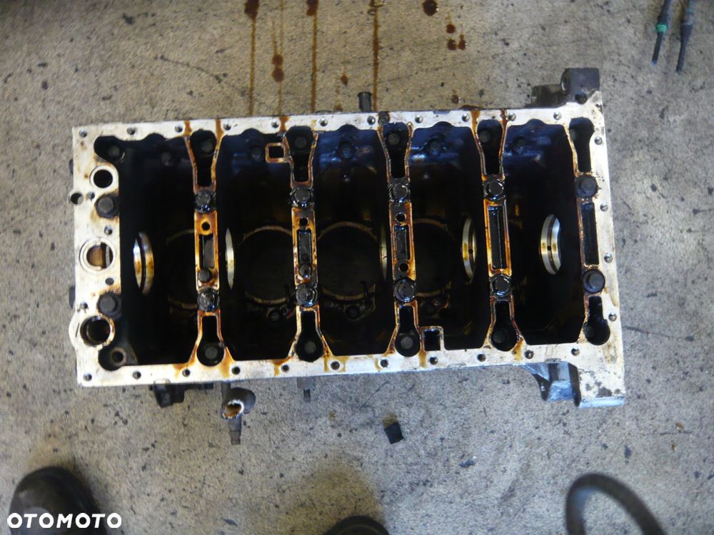 blok silnika b5244s2 volvo 2.4b - 3