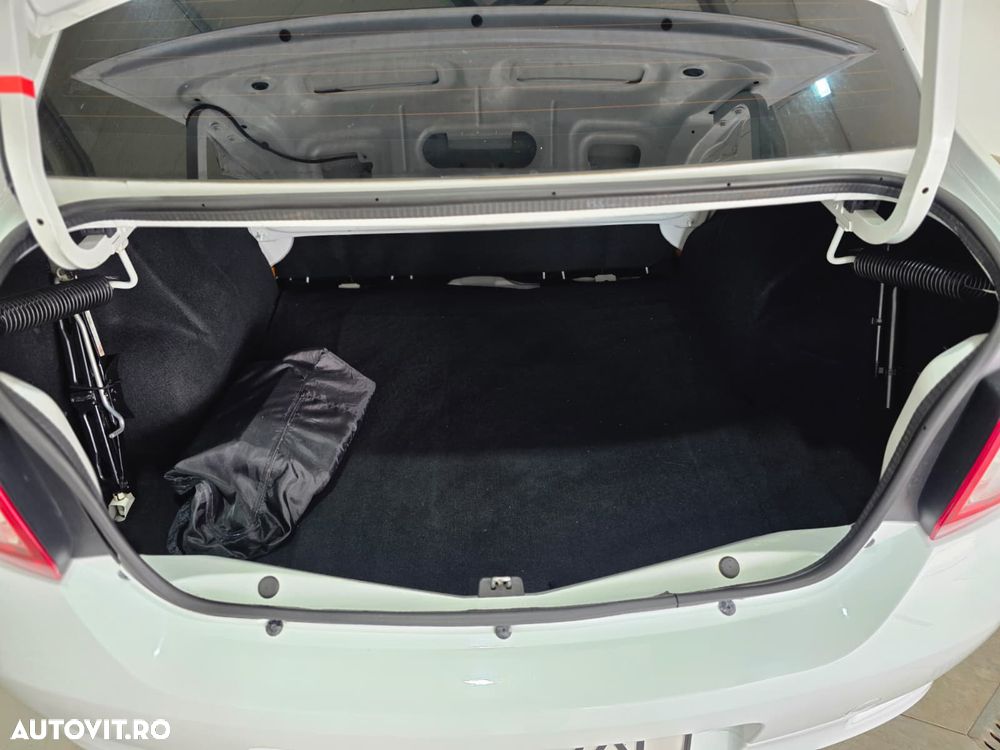 Dacia Logan 1.5 dCi Ambiance - 12