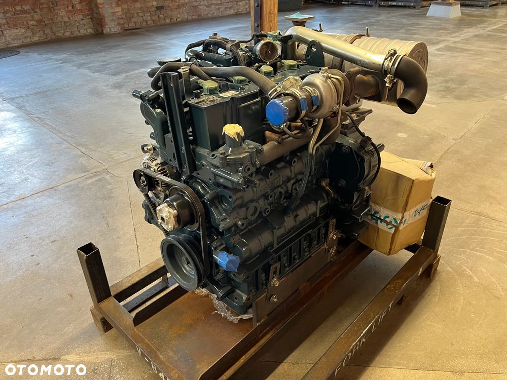 FV23% Silnik Kubota V2607 Nowy Kompletny - 4