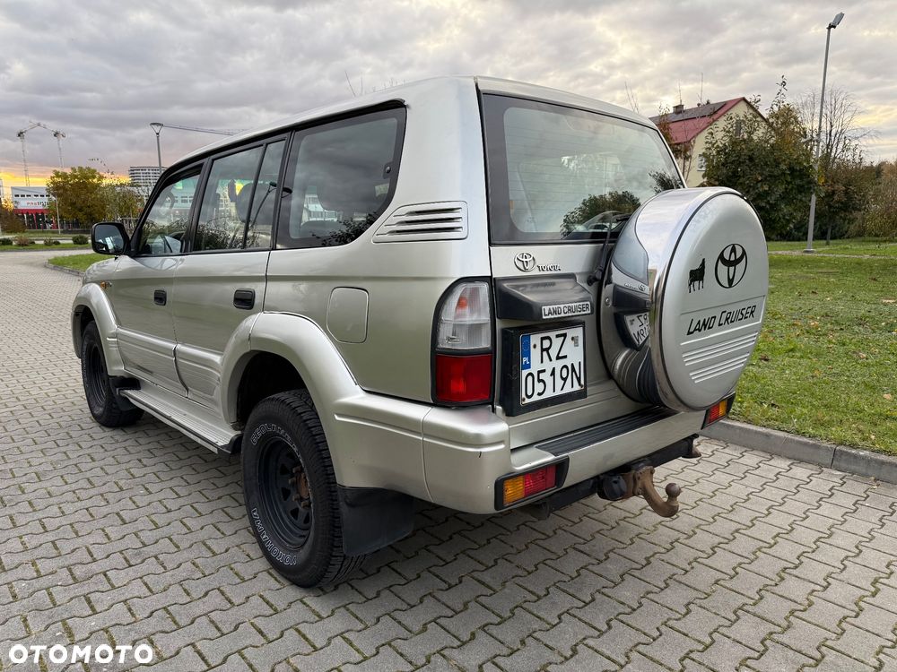 Toyota Land Cruiser Prado 90 3.0 D4D - 12
