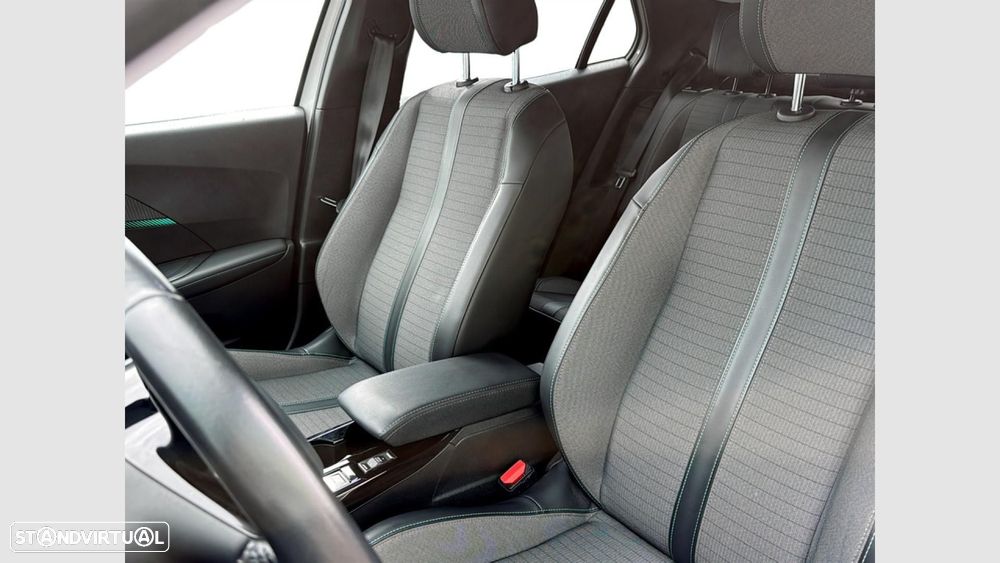 Peugeot e-2008 50 kWh Allure Pack - 11