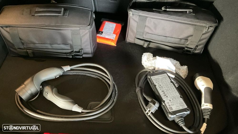 Mercedes-Benz A 250 e Style Plus - 45