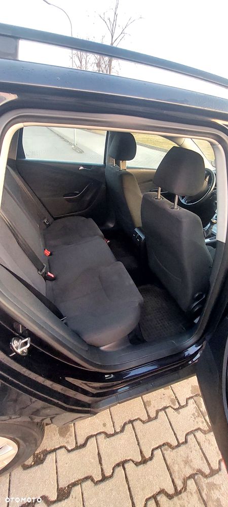 Volkswagen Passat - 2