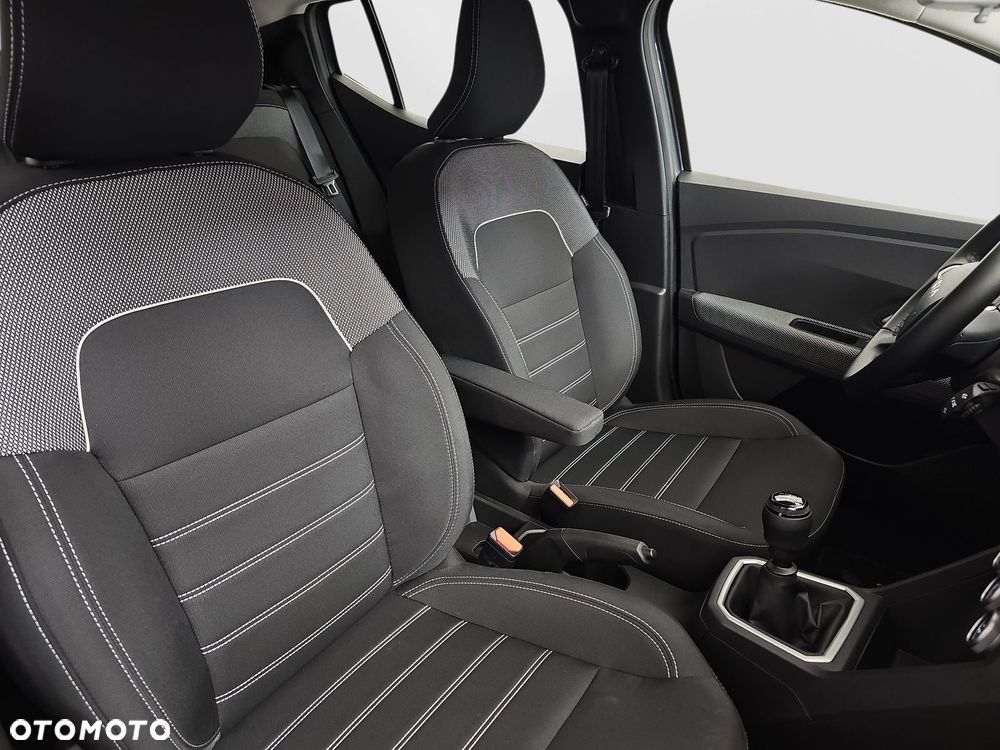 Dacia Sandero - 33