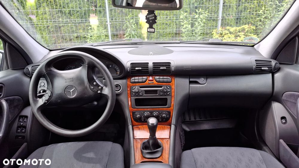 Mercedes-Benz Klasa C 180 Kompressor Classic - 13