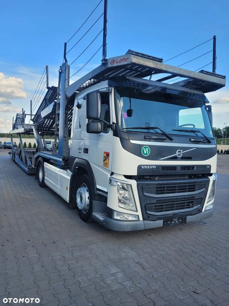 Volvo Autotransporter - 1