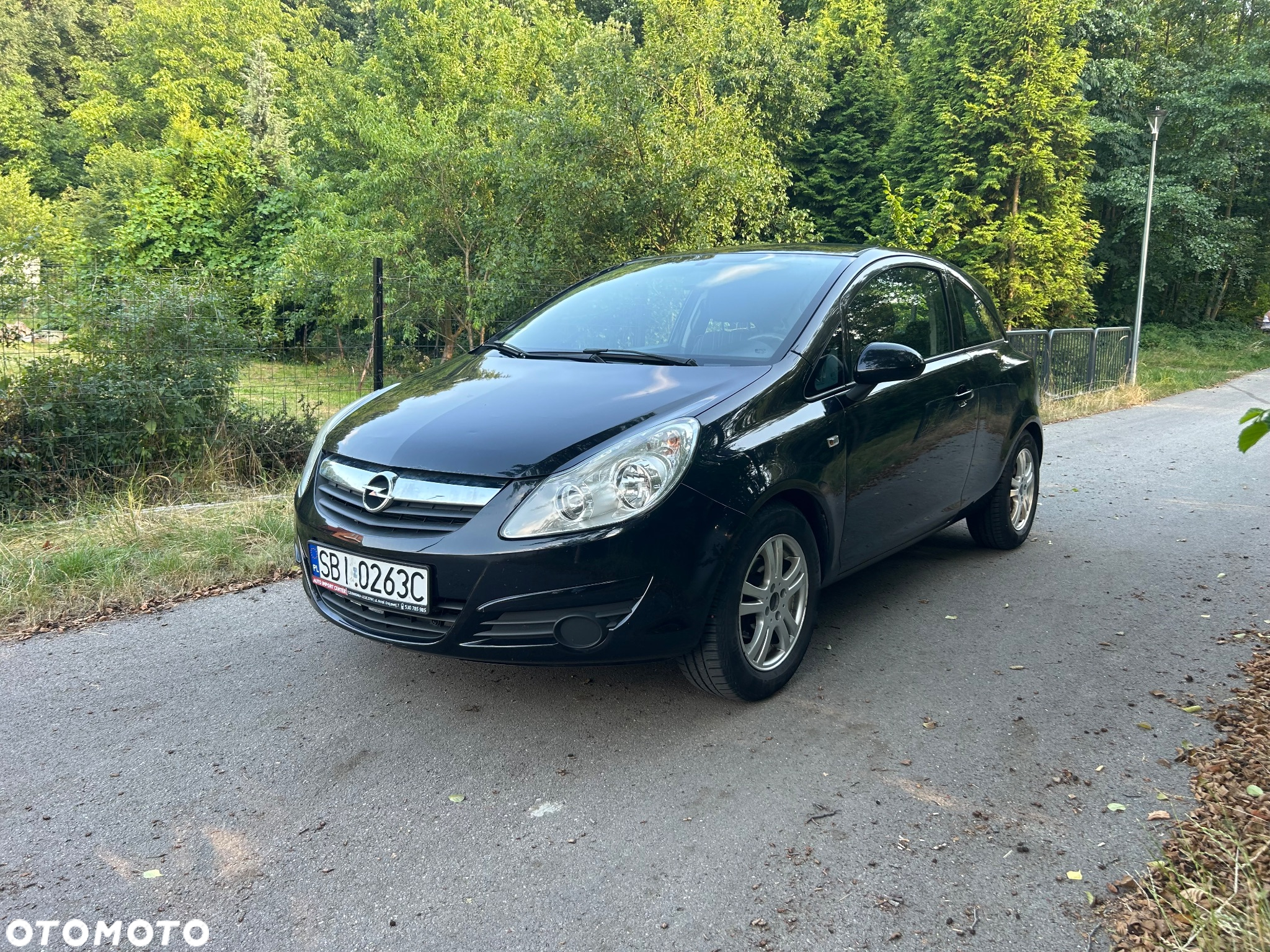 Opel Corsa 1.4 16V Edition - 4
