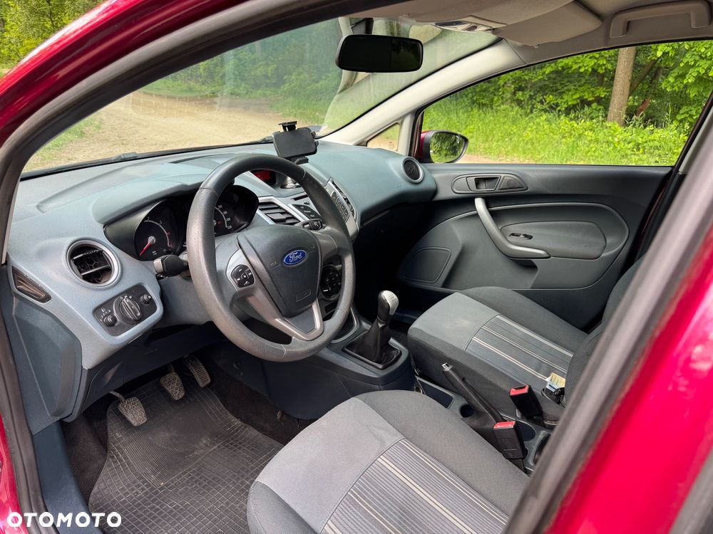 Ford Fiesta 1.25 Celebration - 11