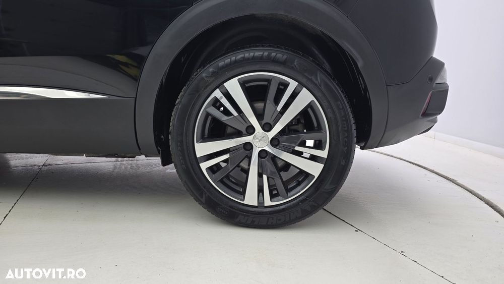 Peugeot 3008 1.5 BlueHDI S&S EAT8 Allure - 22