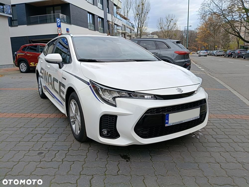 Suzuki Swace 1.8 Hybrid Premium Plus CVT - 3