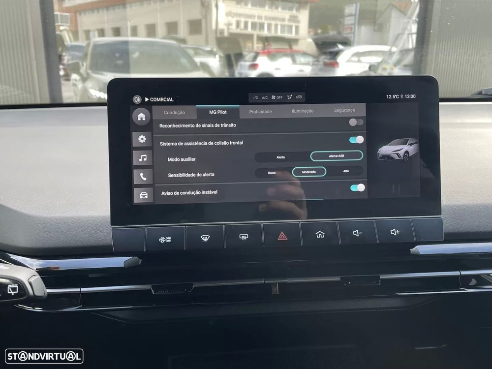 MG MG4 51 kWh Standard - 32