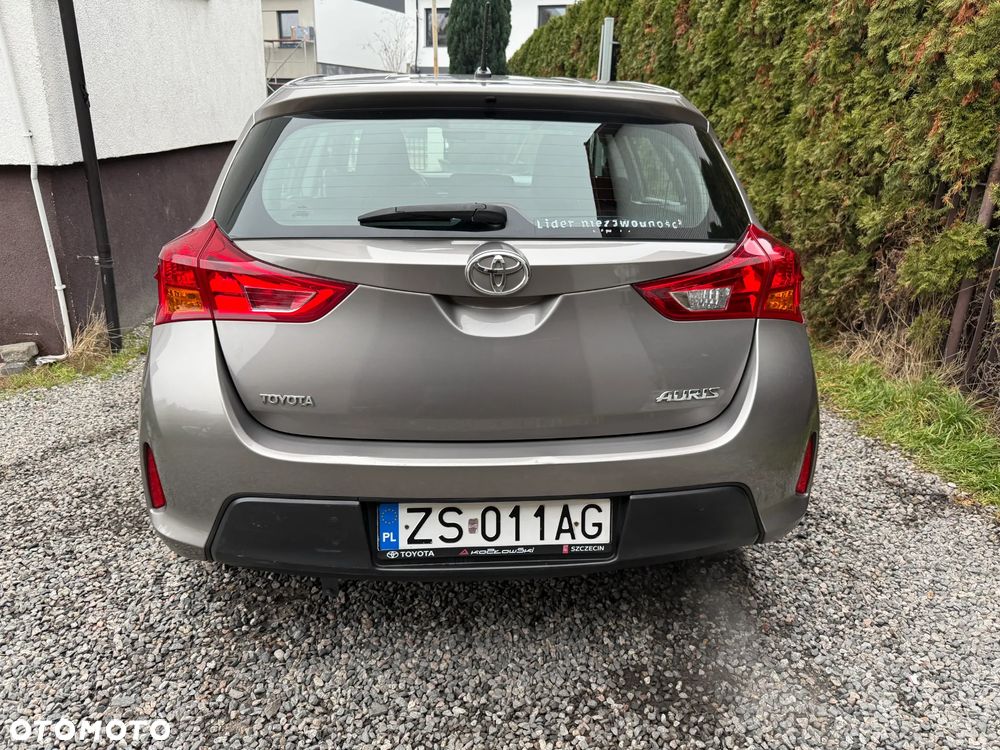 Toyota Auris 1.33 VVT-i Active - 3