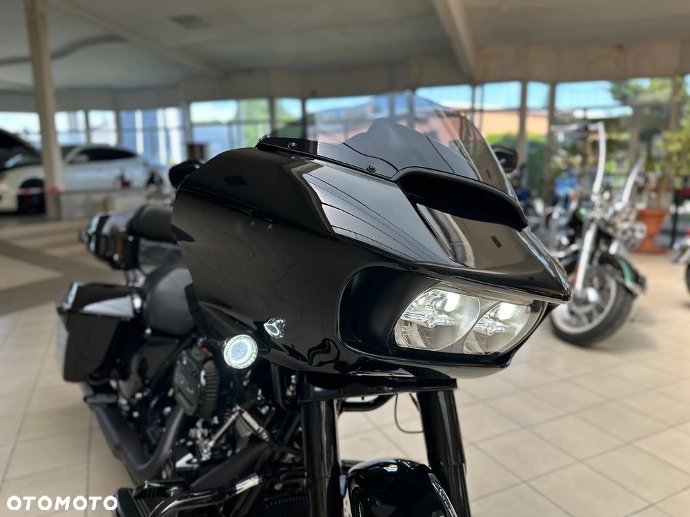 Harley-Davidson Touring Road Glide - 9