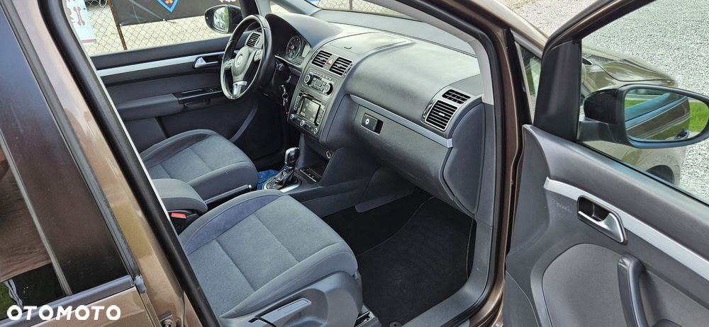 Volkswagen Touran - 6