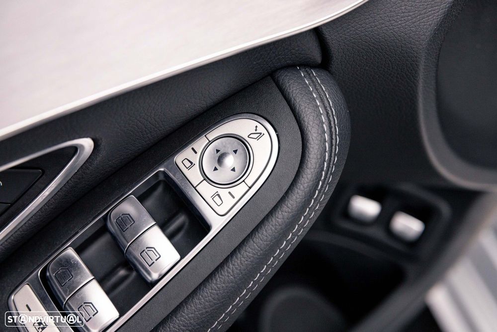 Mercedes-Benz C 300 e AMG Line - 40