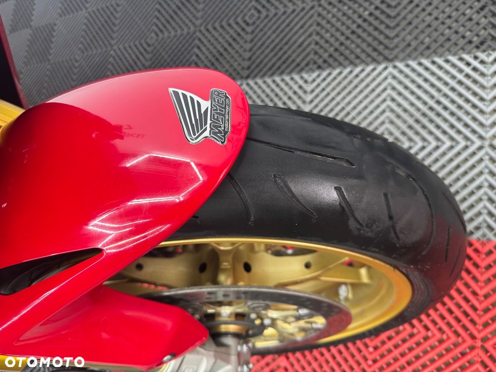 Honda CBR - 36