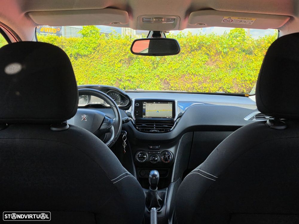 Peugeot 208 1.2 PureTech Style - 7