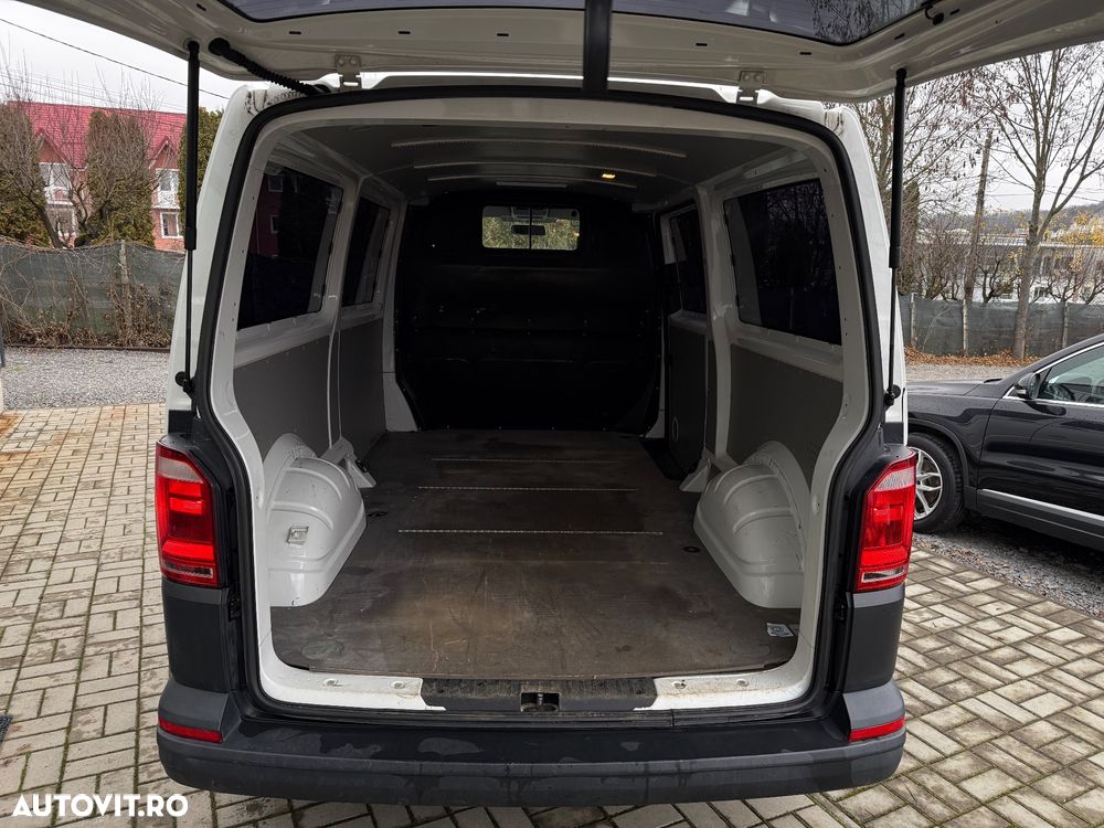 Volkswagen Transporter - 18