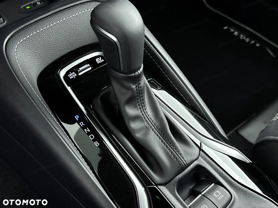 Toyota Corolla 2.0 Hybrid Style - 12