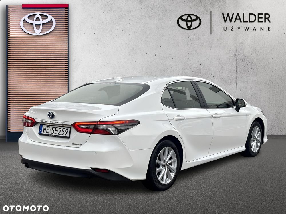 Toyota Camry 2.5 Hybrid Comfort CVT - 4