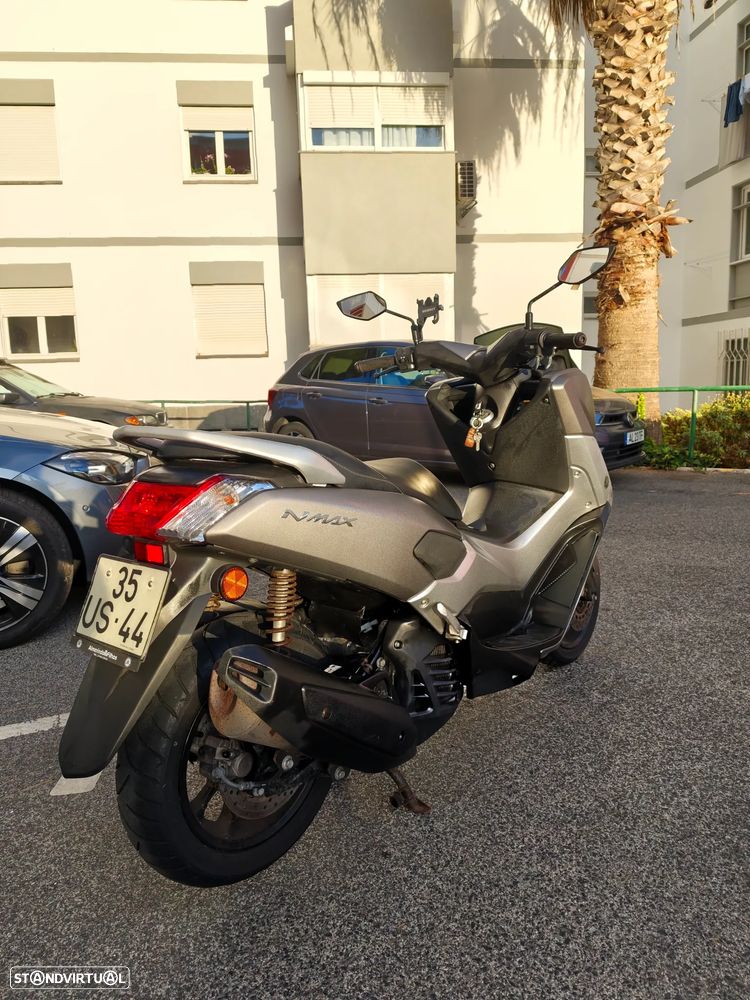 Yamaha NMAX - 5