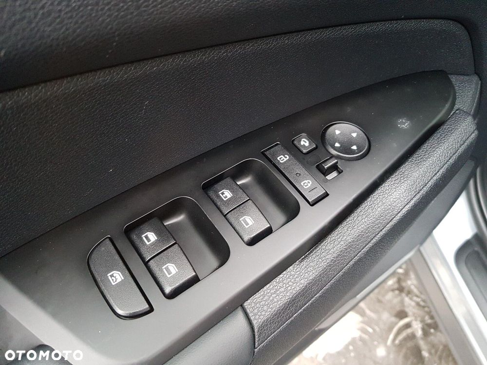 Kia Sportage 1.6 T-GDI M 2WD DCT - 14