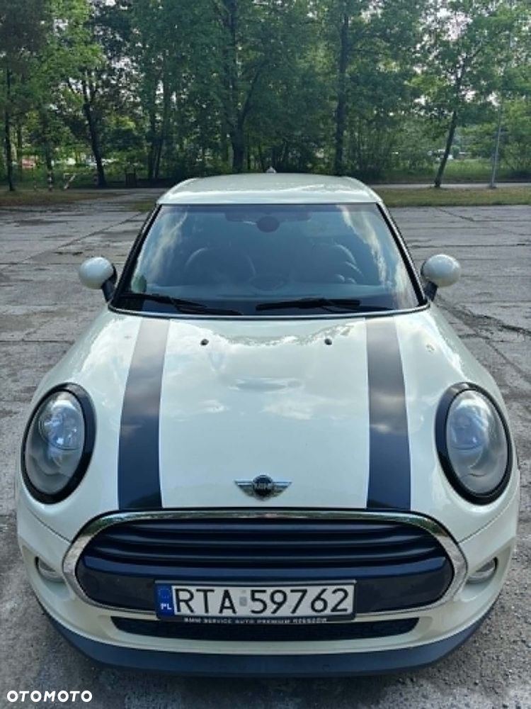 MINI Cooper Seven Chili - 5