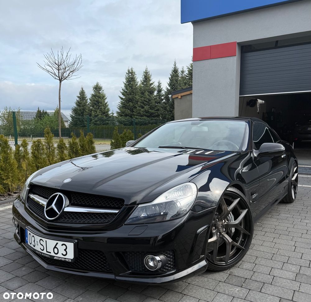 Mercedes-Benz SL 63 AMG - 39