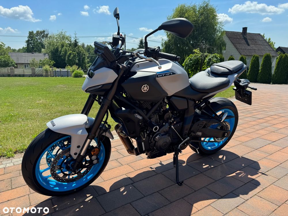Yamaha MT - 5