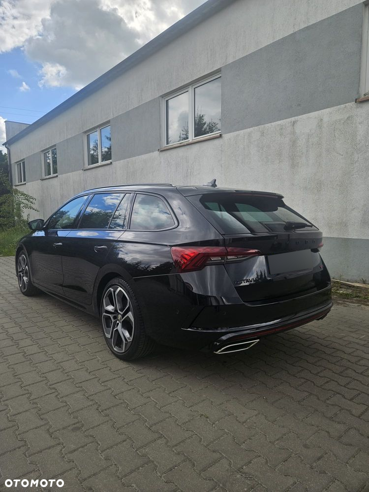 Skoda Octavia 2.0 TDI DSG 4x4 RS Plus - 18