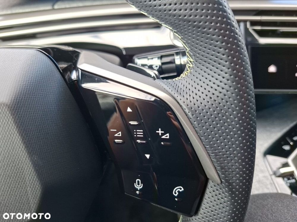Peugeot 3008 1.2 PureTech mHEV GT S&S e-DCS6 - 20