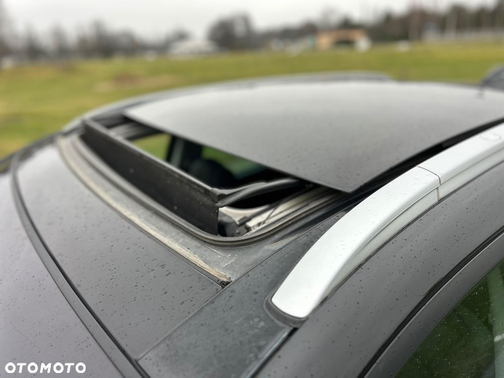 Hyundai ix35 1.7 CRDi 2WD blue Finale Silver - 15