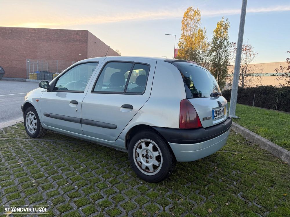 Renault Clio 1.2 - 4