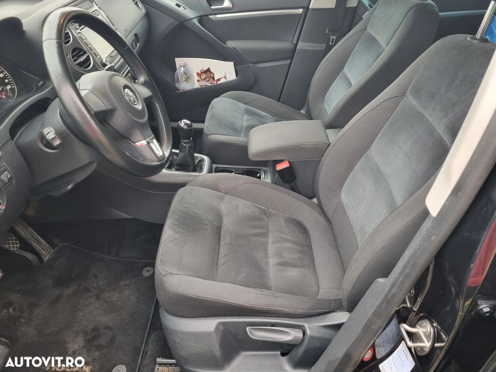 Volkswagen Tiguan 2.0 TDI DPF 4Motion BlueMotion Technology Exclusive - 11