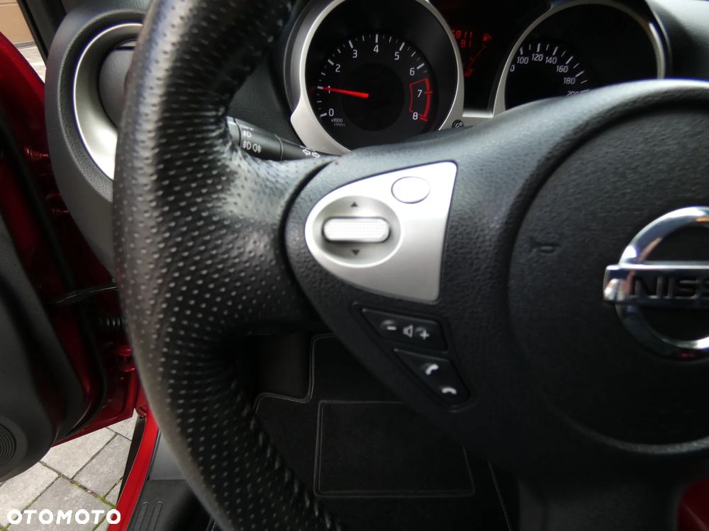 Nissan Juke 1.6 Tekna S&S - 24