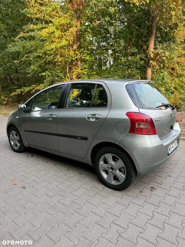 Toyota Yaris - 3