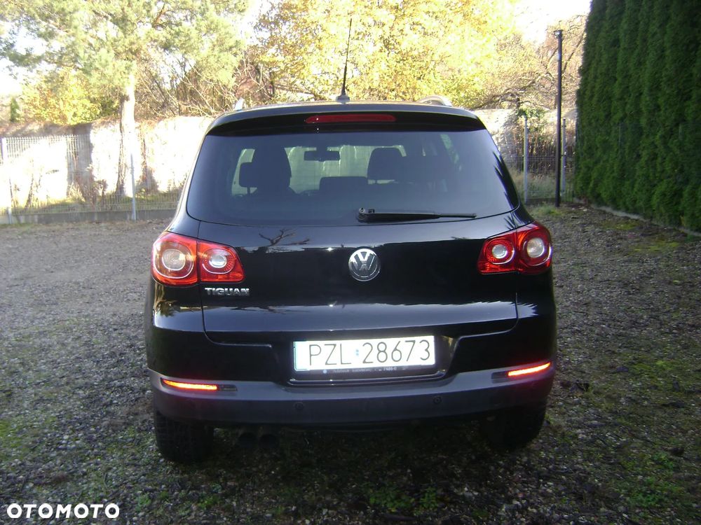 Volkswagen Tiguan - 3