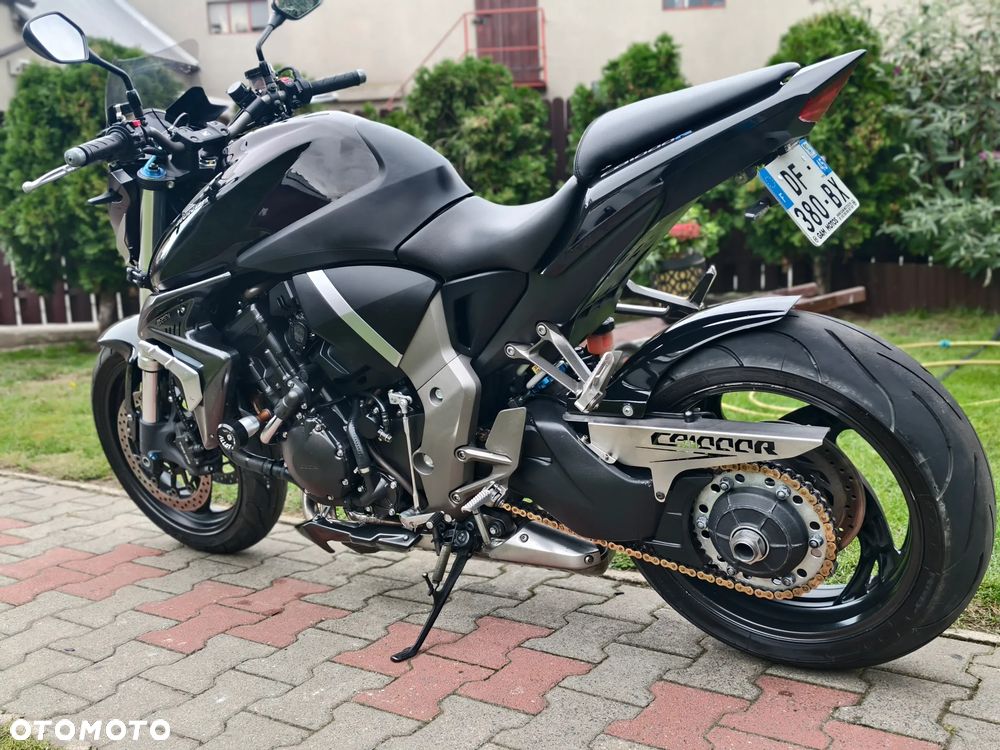 Honda CB - 24