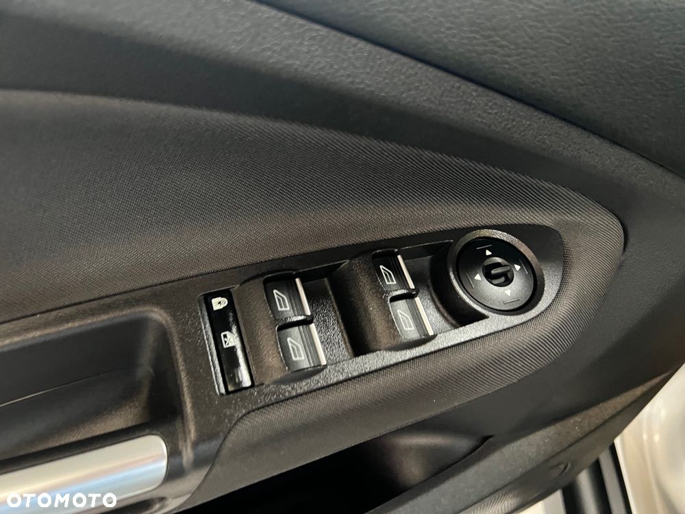 Ford C-MAX - 25
